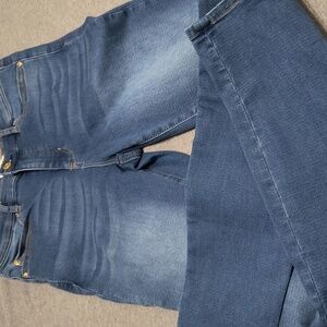 Nicole Miller New York Soho high-rise ankle skinny.